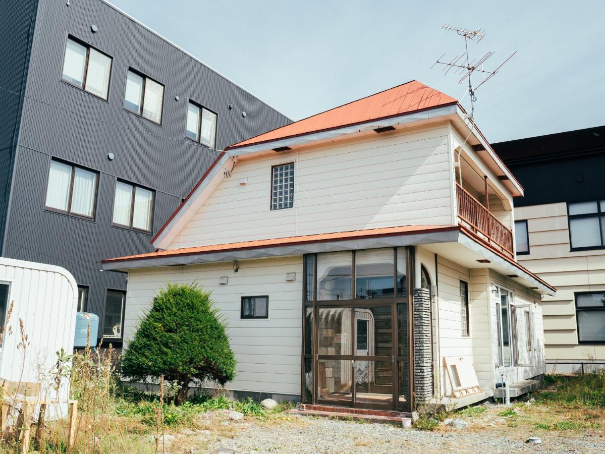 ゲストハウスvacilando Chitose  Exterior photo